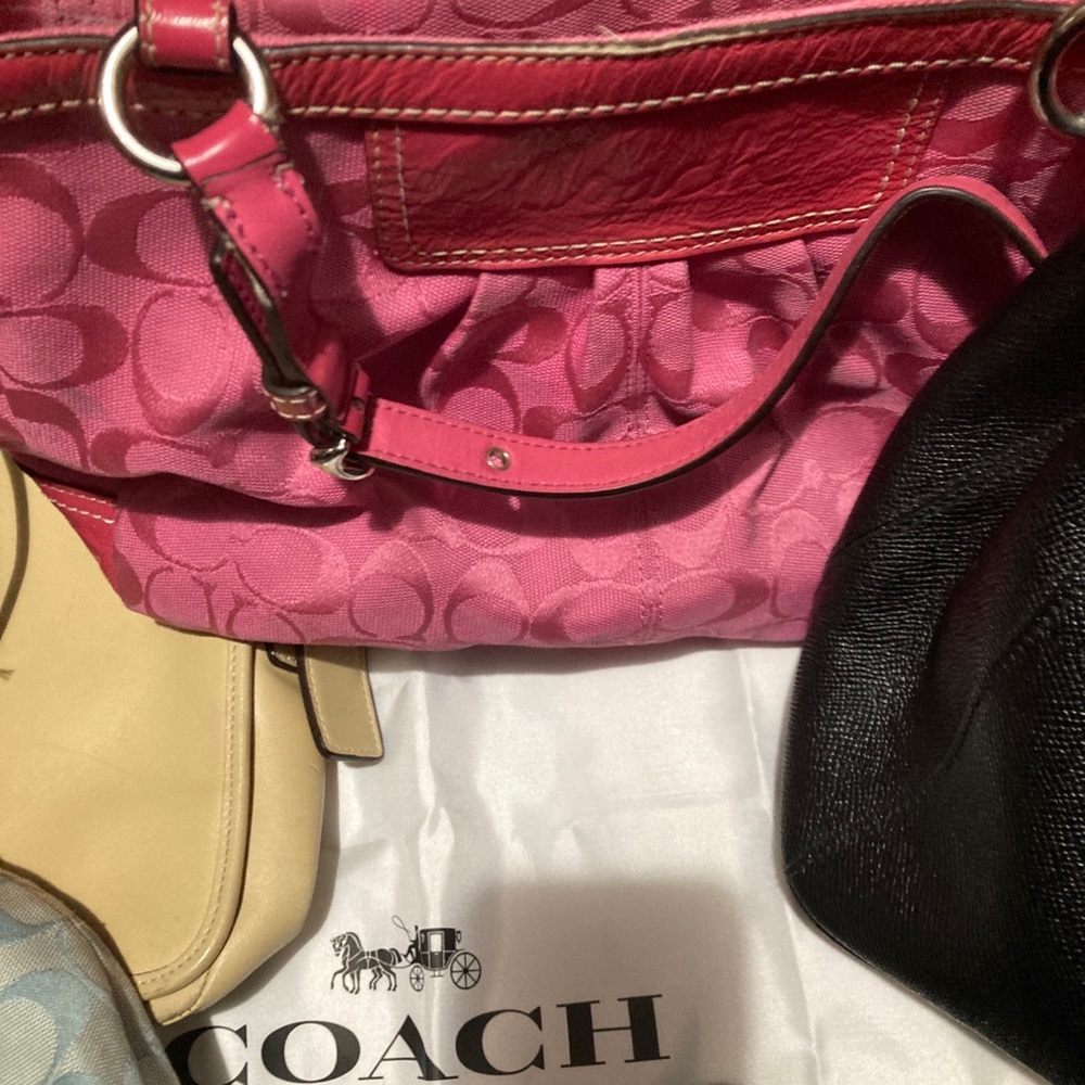 Coach bundle - Picture 2 of 6